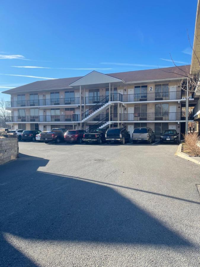 Apm Inn And Suites Winchester Exterior photo